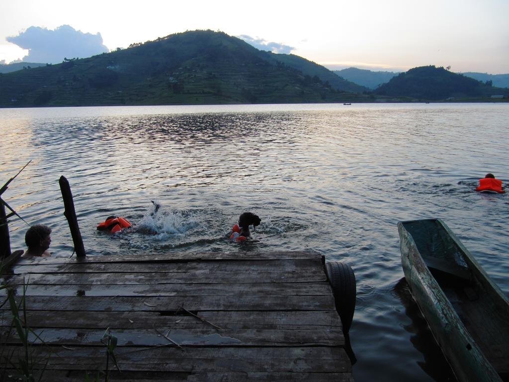 Amasiko Homestay Lake Bunyonyi Kabale Exterior photo